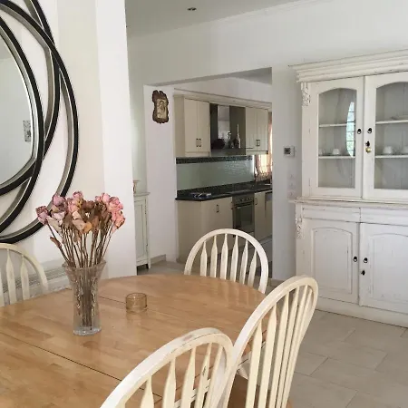 Vraxleri House Villa *