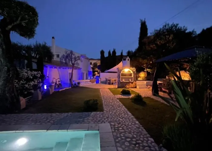 Vilă Vraxleri House *