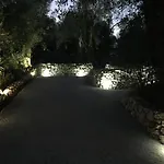 Villa Vraxleri House *